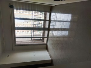 Room in 1 BHK Apartment at Kolte Patil Life Republic, Hinjewadi – for Rent
