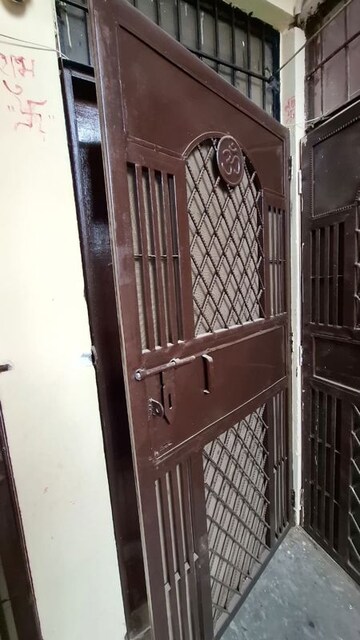 Balcony in 1.5 BHK Apartment at Sector 10 Greater Noida – for Sale