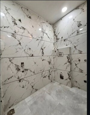 Bathroom in 2.5 BHK Builder Floor at Uttam Nagar – for Sale