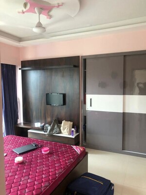 Bedroom in 2 BHK Apartment at Kalpataru The Sunrise, Kolshet Road – for Rent