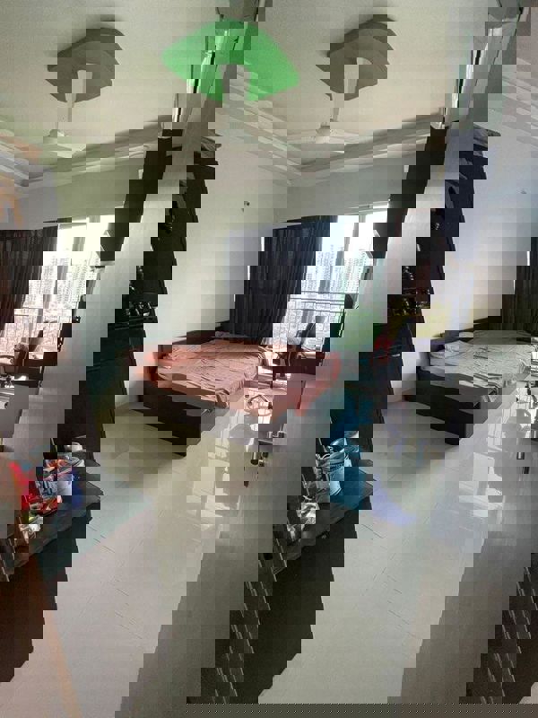 2 BHK + Pooja Room Apartment For Rent in Kalpataru The Sunrise