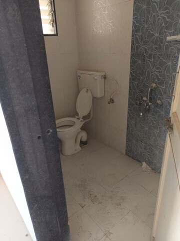 Bathroom in 2 BHK Apartment at Kalpana Homes, Wanowrie – for Rent