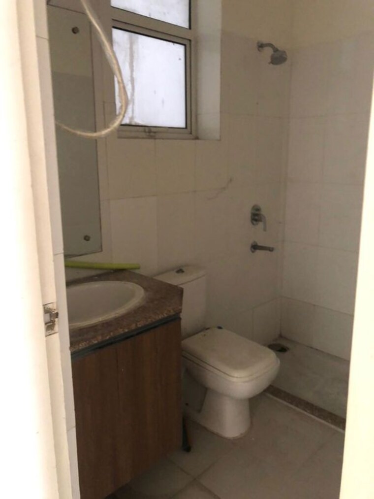 Bathroom, dlf-central-square 3 Bedroom 1500 Sq.Ft. Apartment In New Chandigarh Chandigarh 9744721