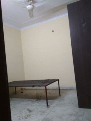 1 BHK Builder Floor For Rent in Neb Sarai