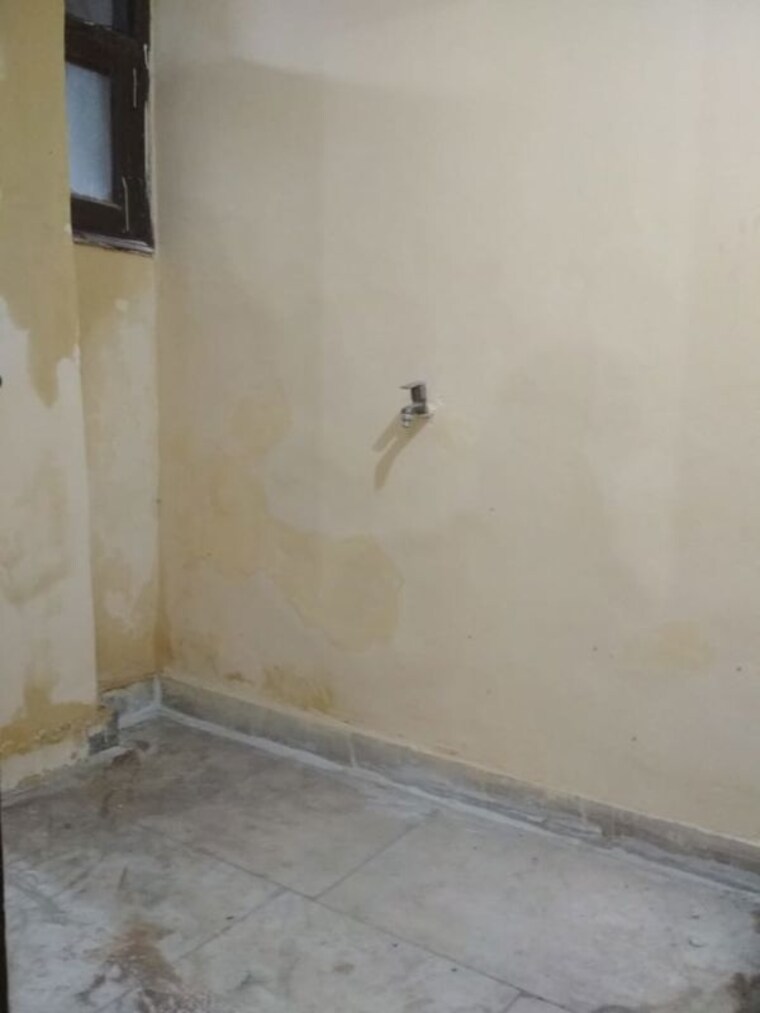 Room, neb sarai 1 Bedroom 450 Sq.Ft. Builder Floor In Neb Sarai Delhi 9744846