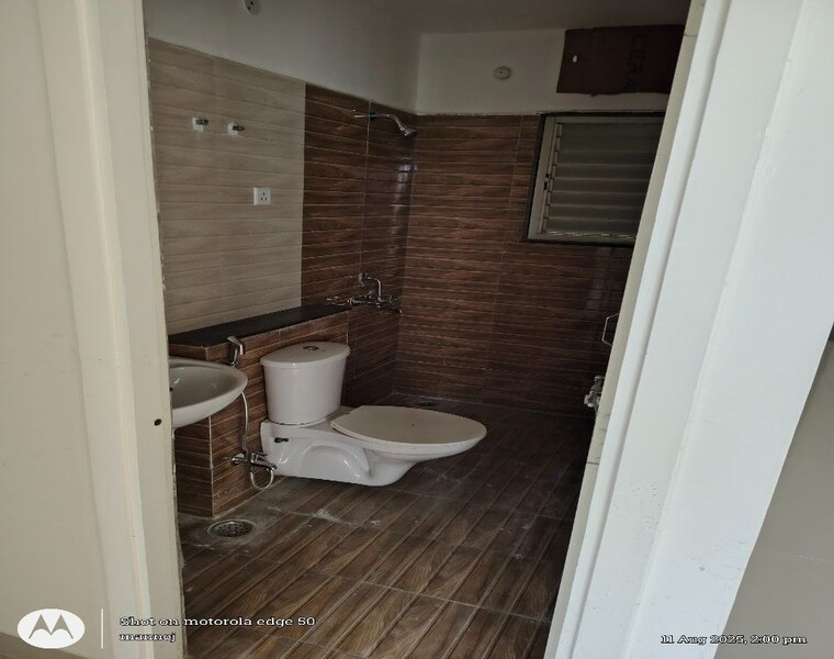 Bathroom, paras-emperor 4 Bedroom 2345 Sq.Ft. Apartment In Bawadia Kalan Bhopal 9744848
