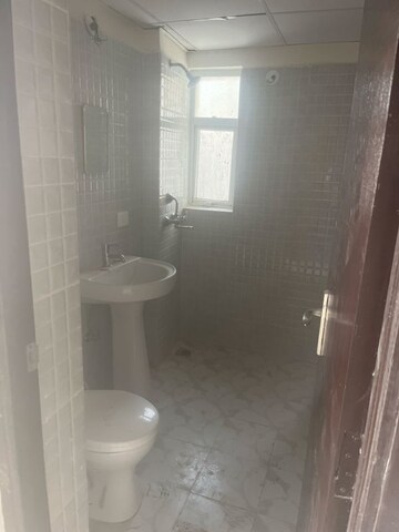 Bathroom in 3 BHK Apartment at Amrapali Centurian Park, Amrapali Dream Valley – for Rent