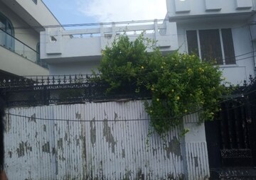 2 BHK Villa – Exterior View View at Aliganj - for Rent