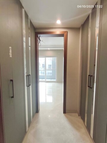 Building Lobby in 3 BHK Builder Floor at Sector 9 – for Sale