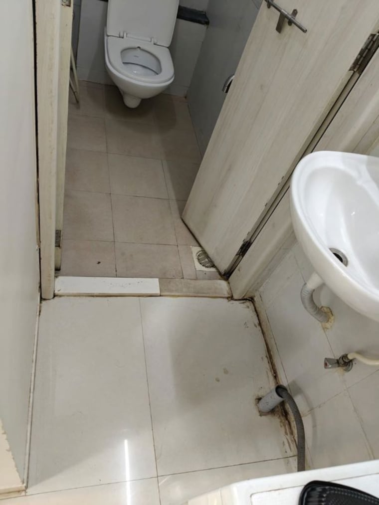 Bathroom, baner 2 Bedroom 712 Sq.Ft. Apartment In Baner Pune 9745035