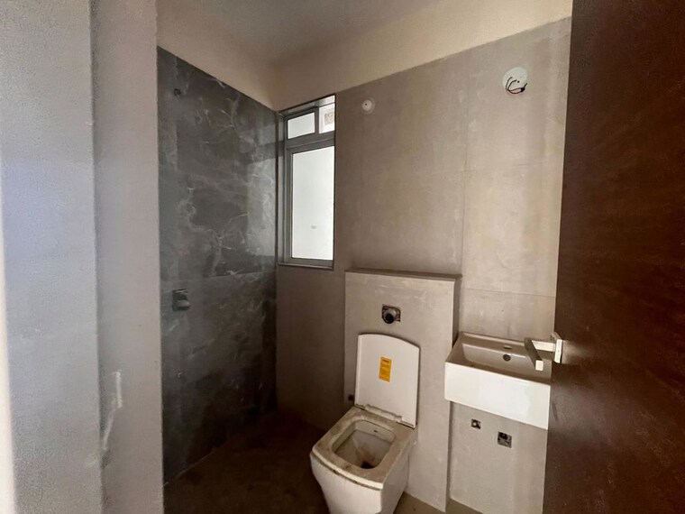 Bathroom, dotom-isle 2 Bedroom 541 Sq.Ft. Apartment In Malad West Mumbai 9727743