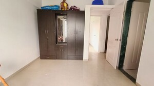 Room in 3 BHK Apartment at Prayeja City Phase II, Sinhagad Road – for Rent