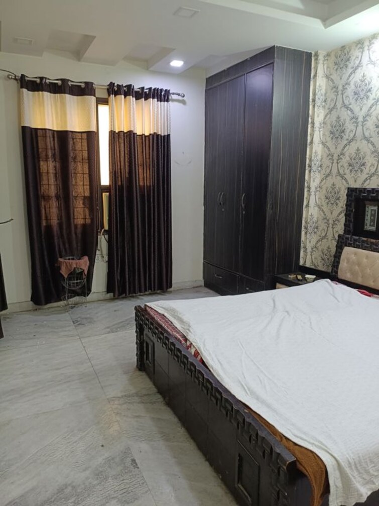 Bedroom, ranjeet nagar 2 Bedroom 800 Sq.Ft. Builder Floor In Ranjeet Nagar Delhi 9745416