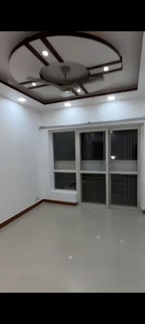 Room in 3 BHK Apartment at Bptp Park Floors ii, Sector 76 – for Sale