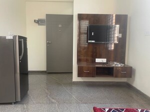 Room in 1 BHK Apartment at Brookefield – for Rent