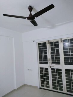 2 BHK Apartment For Rent in Eimwoods Apartment