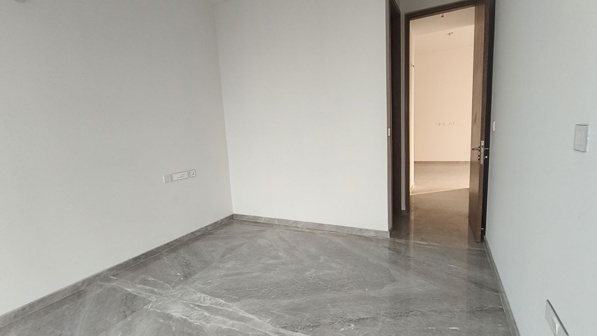 2 BHK + Pooja Room,Study Room 650 Sq.Ft. Apartment in Eden Hall Worli