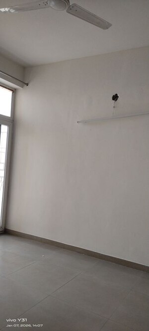 Room in 3 BHK Apartment at Mahagun Mywoods, Sector 16c Greater Noida – for Rent