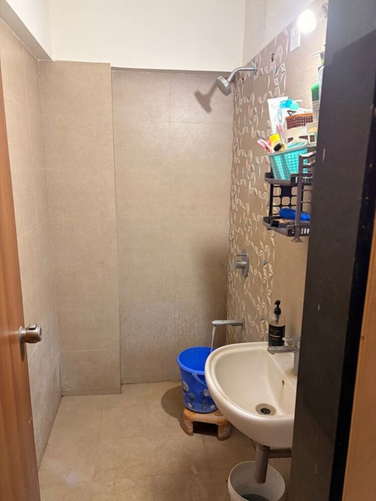 Bathroom, atrium-skyward 1 Bedroom 650 Sq.Ft. Apartment In Undri Pune 9745548