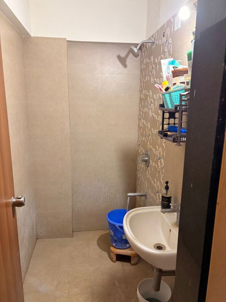 Bathroom, atrium-skyward 1 Bedroom 650 Sq.Ft. Apartment In Undri Pune 9745548