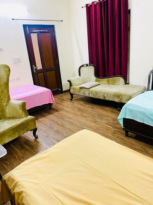 Room in  Pg at Sector 71 – for Rent