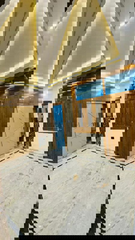 5 BHK Builder Floor For Sale in Sector 4