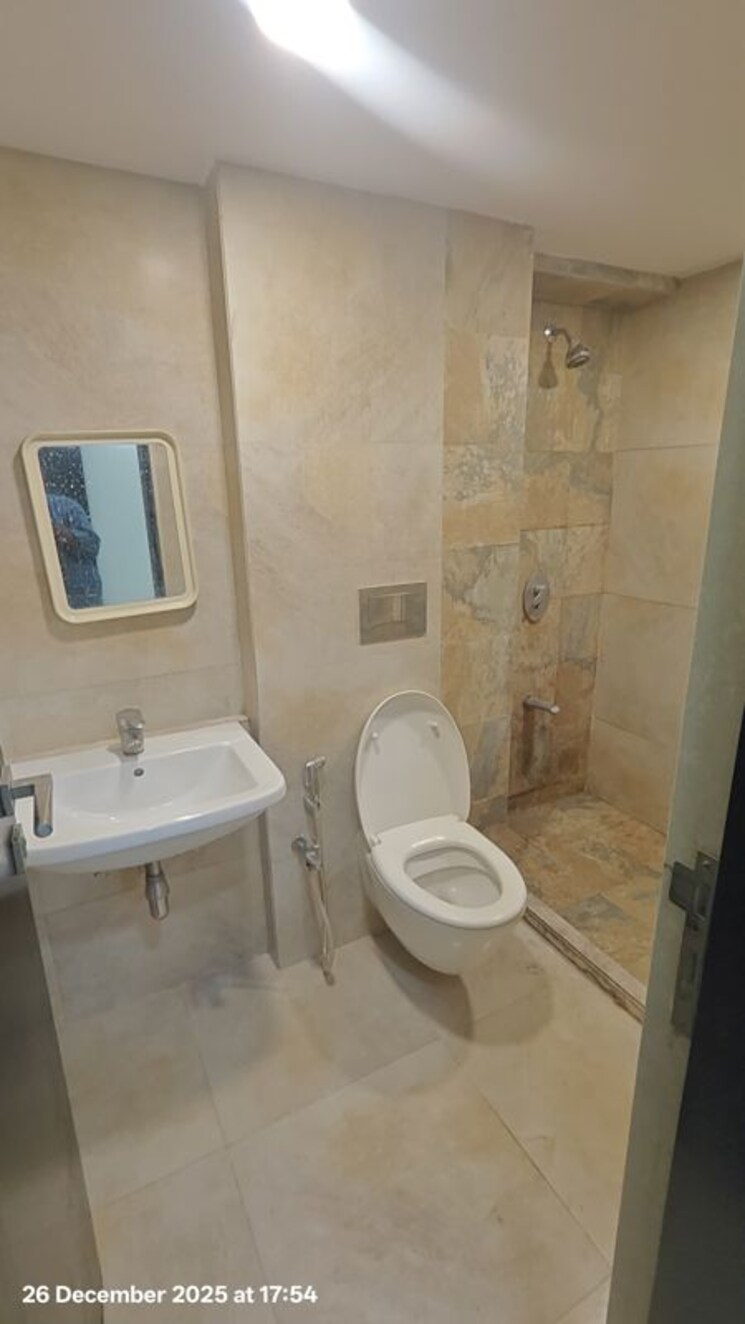 Bathroom, jyoti-chs-santacruz-east 2 Bedroom 850 Sq.Ft. Apartment In Santacruz East Mumbai 9745590