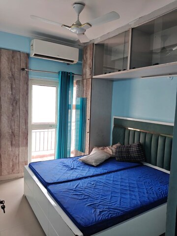 Bedroom in 3 BHK Builder Floor at Amrapali Silicon City, Sector 76 – for Rent