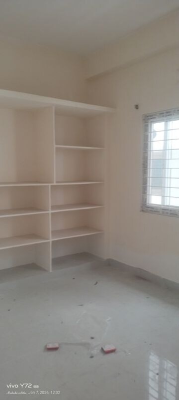 Room in 2 BHK Apartment at Pavani Laxmi Nivas, Madhapur – for Rent