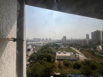 2 BHK Apartment – Exterior View View at Kandivali West - for Rent