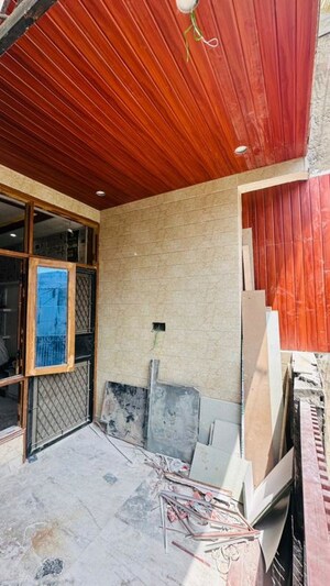 5 BHK Builder Floor For Sale in Sector 4