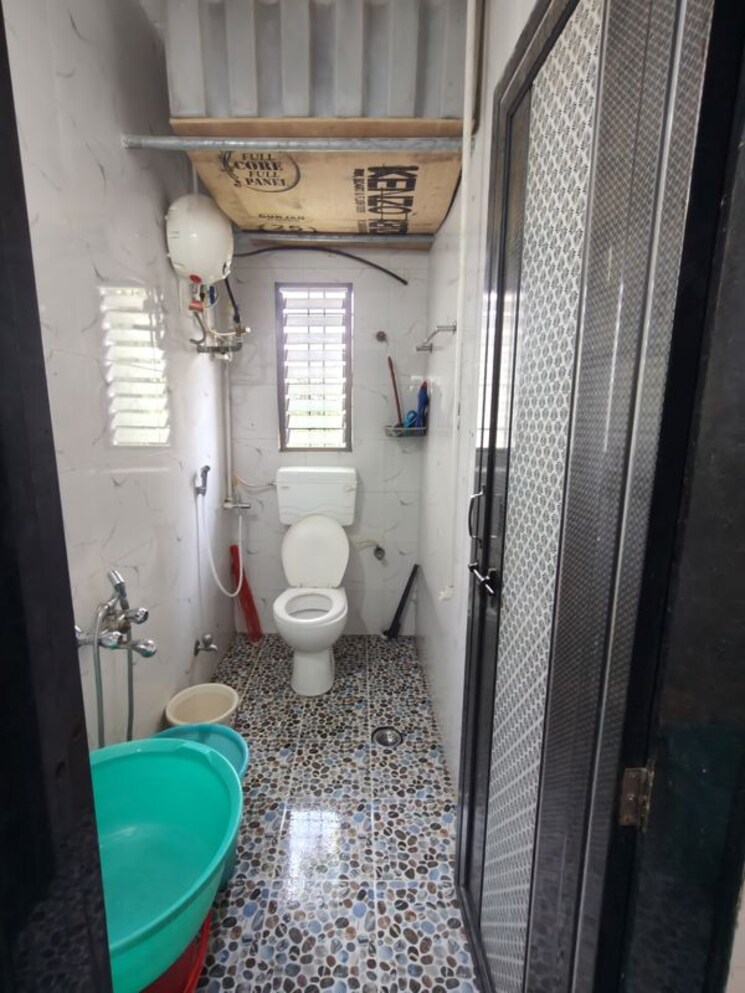 Bathroom, pimpri chinchwad pcmc 3 Bedroom 1000 Sq.Ft. Apartment In Pimpri Chinchwad Pcmc Pune 9745613