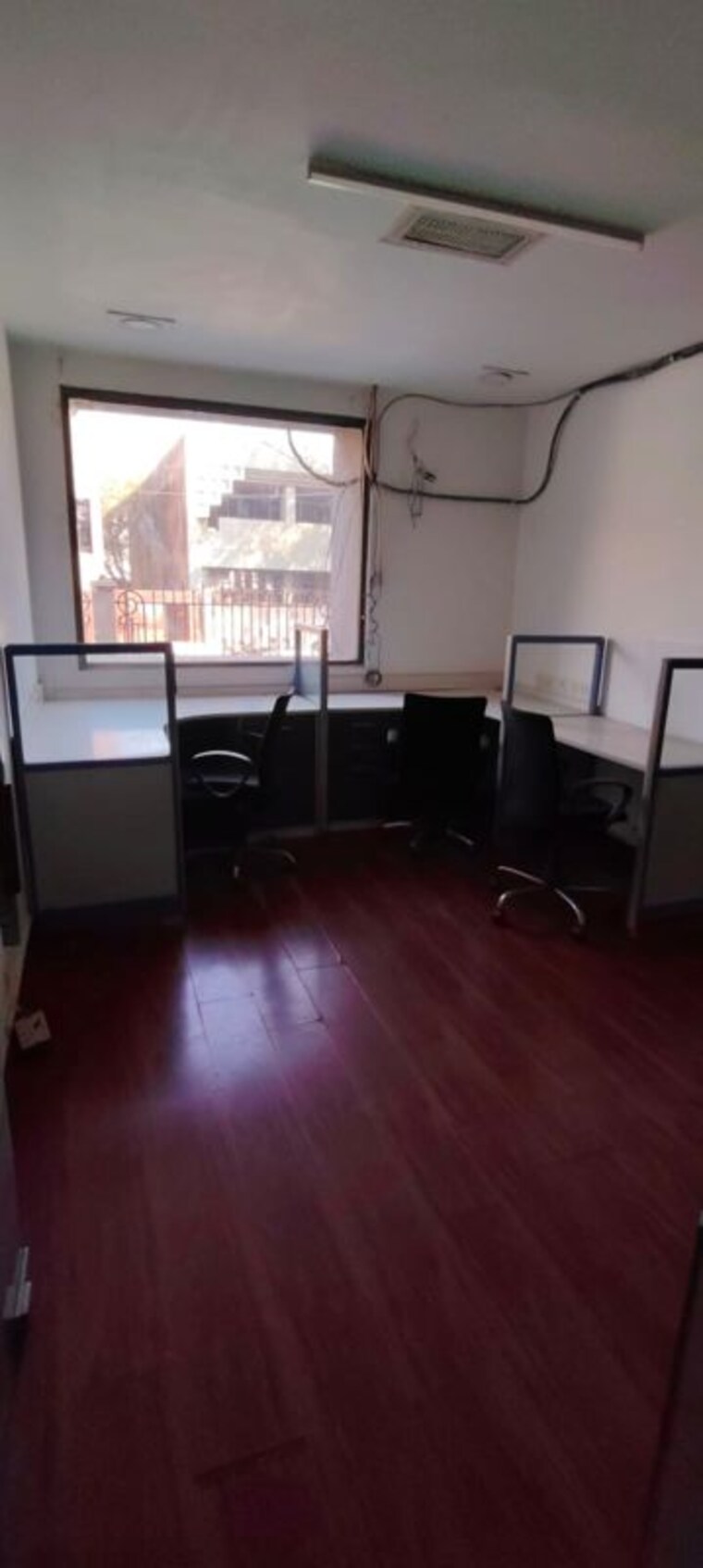 Team Area, mohan cooperative industrial estate Commercial Office Space 4500 Sq.Ft. In Mohan Cooperative Industrial Estate Delhi 9745686