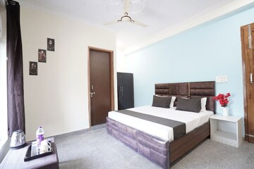  Pg For Rent in Sector 116