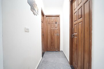 Room in  Pg at Sector 116 – for Rent