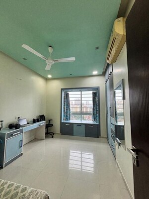 Building Lobby in 3 BHK Apartment at Sheth Vasant Lawns, Laxmi Nagar – for Sale