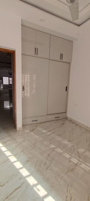 Room in 3 BHK Independent House at Patiala Road – for Rent