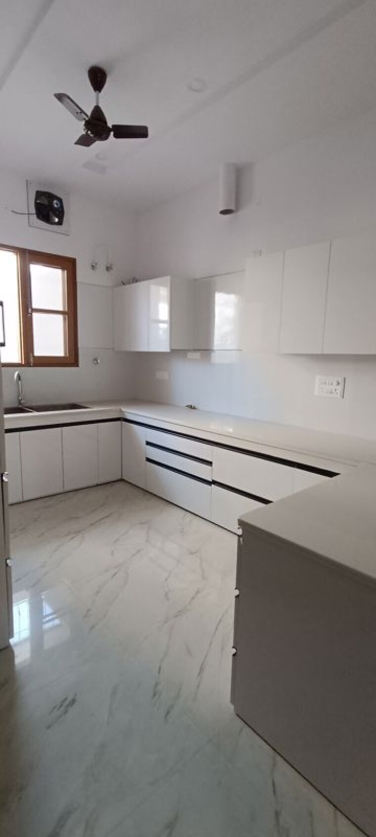 Kitchen, patiala road 3 Bedroom 200 Sq.Yd. Independent House In Patiala Road Zirakpur 9745853