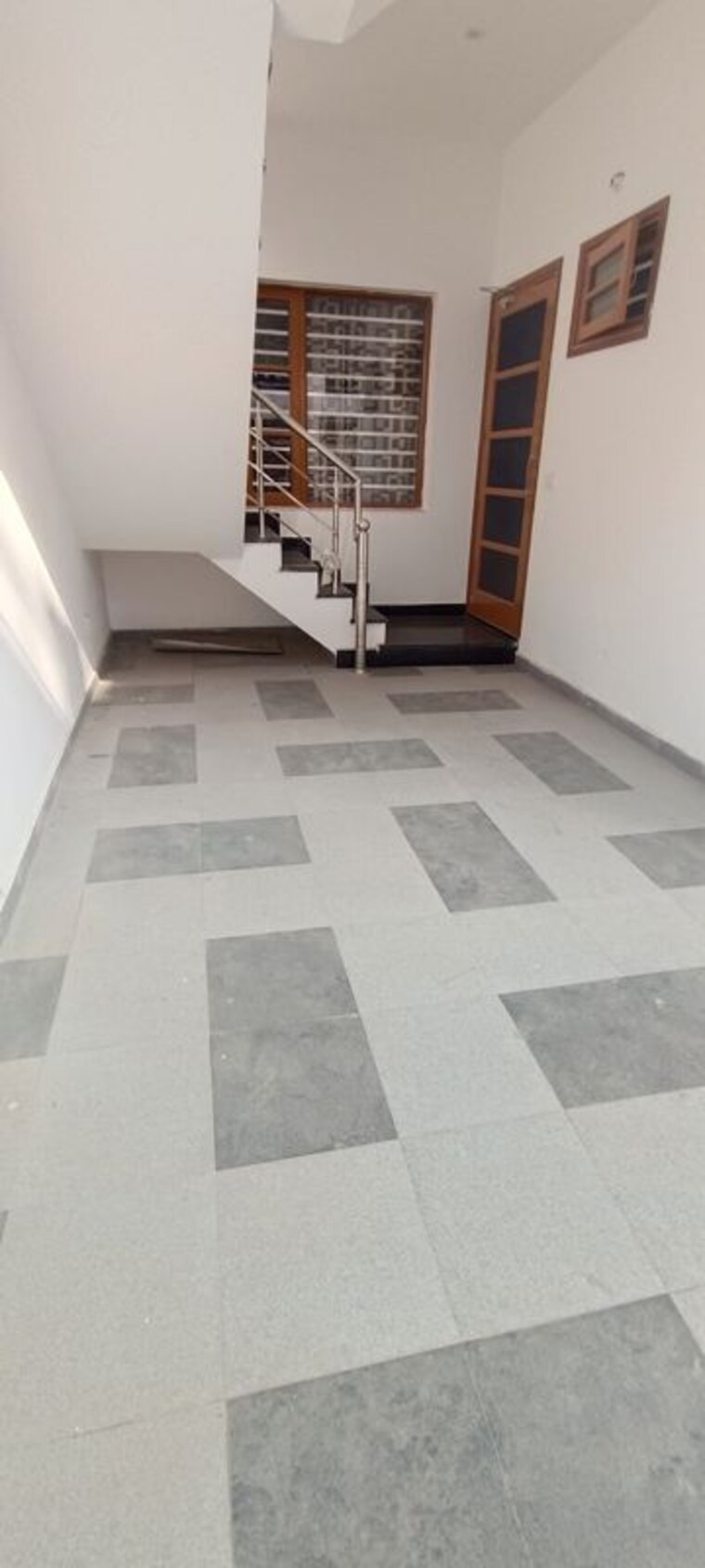 undefined, patiala road 3 Bedroom 200 Sq.Yd. Independent House In Patiala Road Zirakpur 9745853