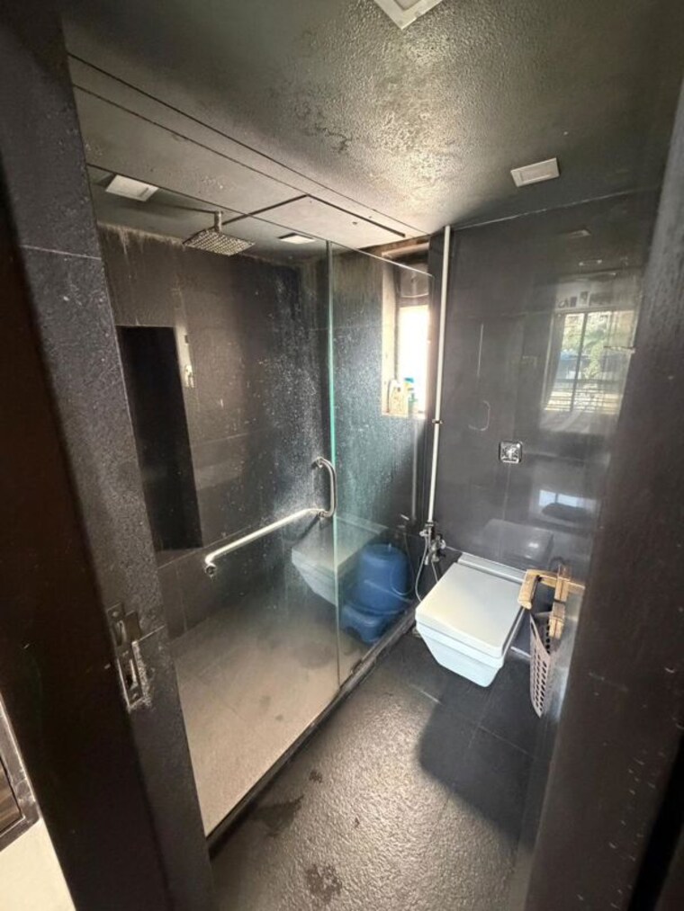 Bathroom, ashok-smruti 2 Bedroom 1117 Sq.Ft. Apartment In Andheri East Mumbai 9745708