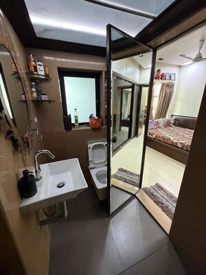 Bathroom in 2 BHK Apartment at Ashok Smruti, Andheri East – for Sale