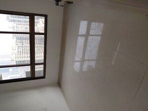 Room in 3 BHK Apartment at Kanakia Levels, Malad East – for Rent
