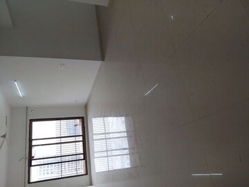 Room in 3 BHK Apartment at Kanakia Levels, Malad East – for Rent