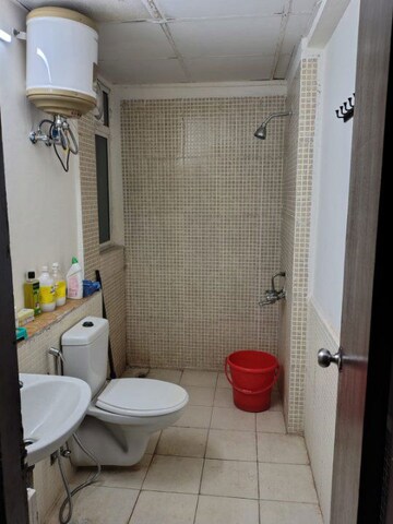 Bathroom in 2 BHK Apartment at Jaypee Greens Kosmos, Sector 134 – for Rent