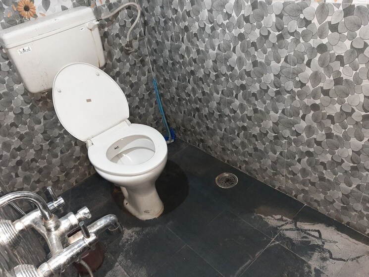 Bathroom, chandrama-residency 2 Bedroom 980 Sq.Ft. Apartment In Sinhagad Road Pune 9745955