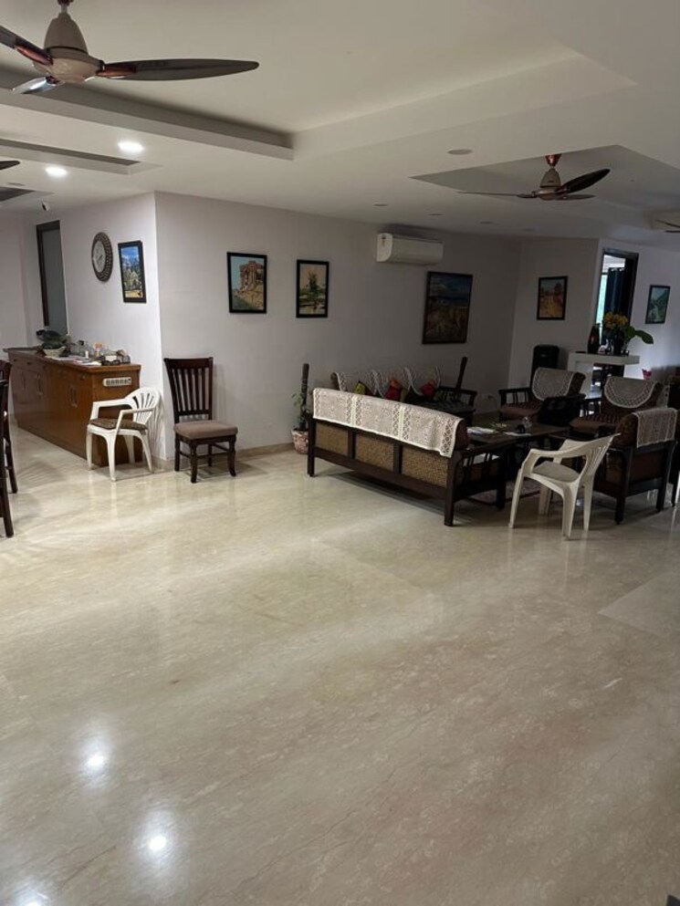 Gym, chattarpur 3 Bedroom 1304 Sq.Ft. Builder Floor In Chattarpur Delhi 9746082