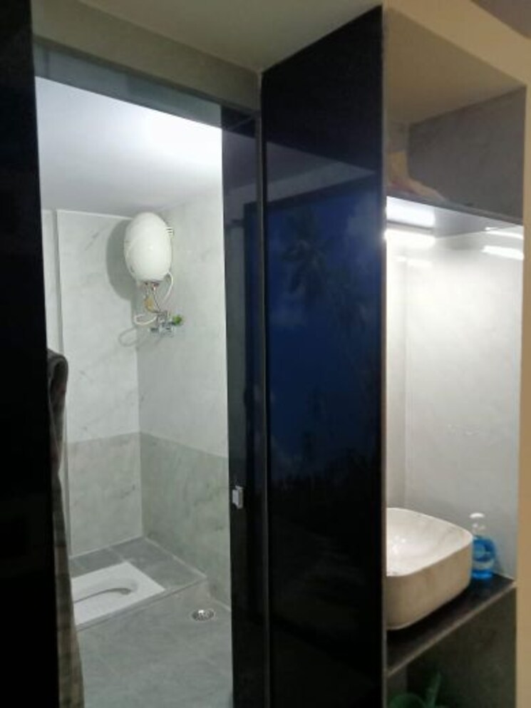 Bathroom, amit-chs-lokmanya-nagar 3 Bedroom 1500 Sq.Ft. Villa In Lokmanya Nagar Thane 9746099