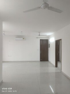 4 BHK + Servant Room Apartment For Sale in Emaar Palm Terraces Select