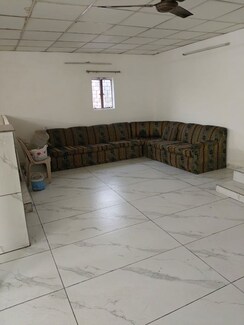 3 BHK Builder Floor For Rent in Sector 105