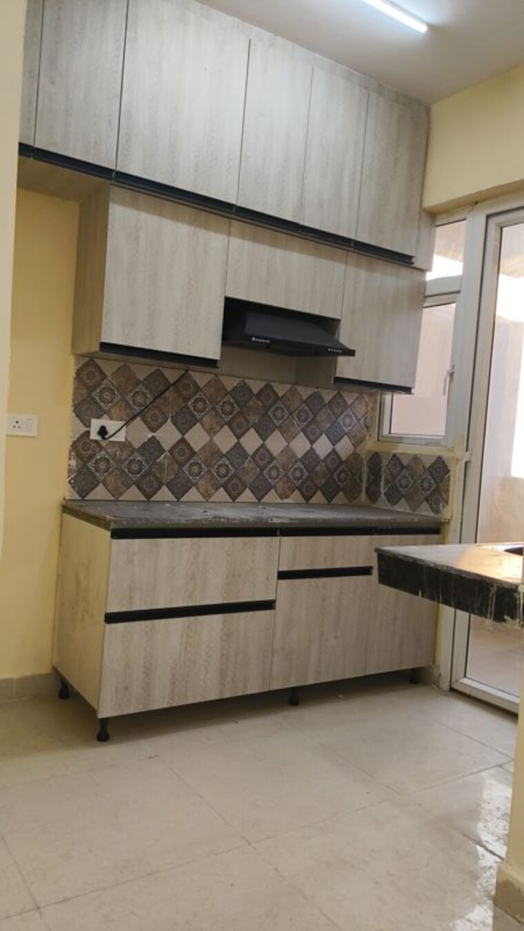 Kitchen, signature-global-prime 2 Bedroom 834 Sq.Ft. Apartment In Sector 63a Gurgaon 9746200